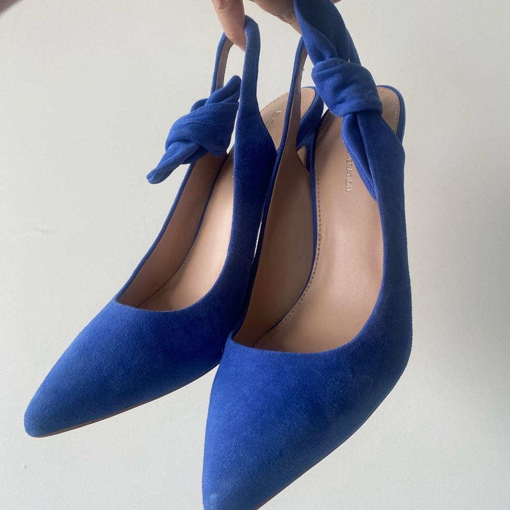 Suede // Size 8 // BCBGeneration // Good condition, light used